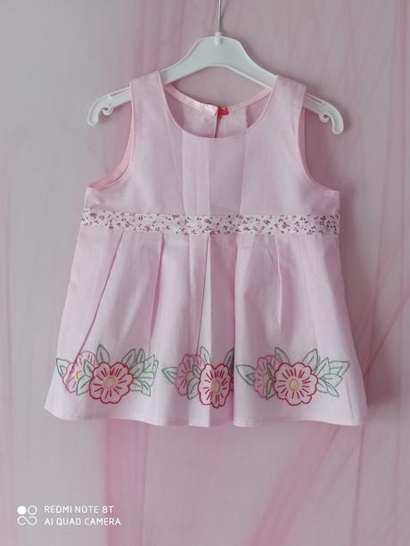 Dievčenská blúzka, 110