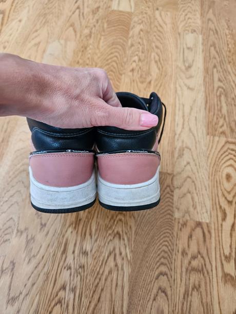 Botasky champin, champion,36