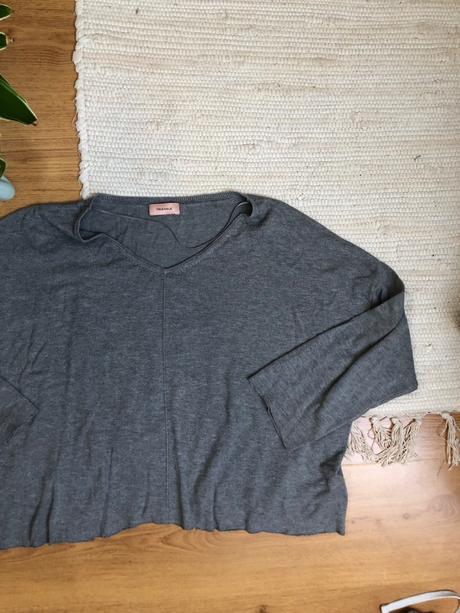 Oversize sivý sveter, m