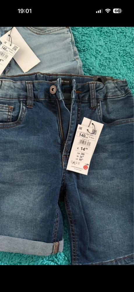 Šortky, reserved,140