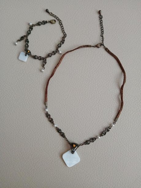 Sada náhrdelník + náramok,