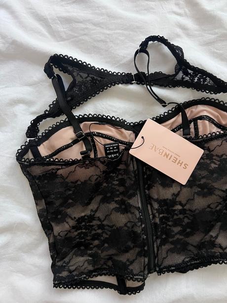 Sexy cipkovany top, m