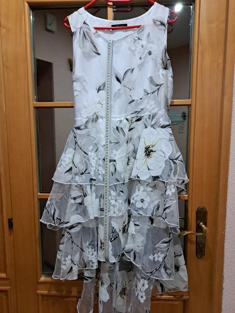 Spoločenské šaty m, m