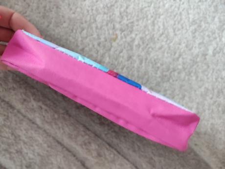 Kabelka a kozmetická taštička,