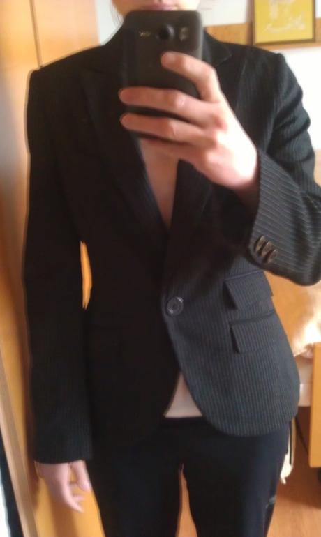 Dámsky kostým čierny s bielym pásikom, topshop,36