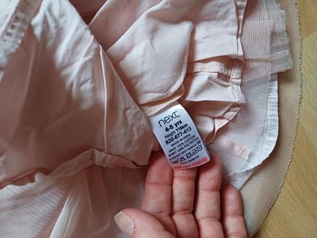 2x šaty a sukňa v.110, 110