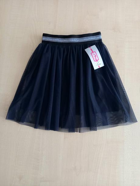 Dievčenská sukňa, 104