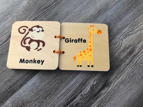 Drevena knizka zvieratka z dzungle,