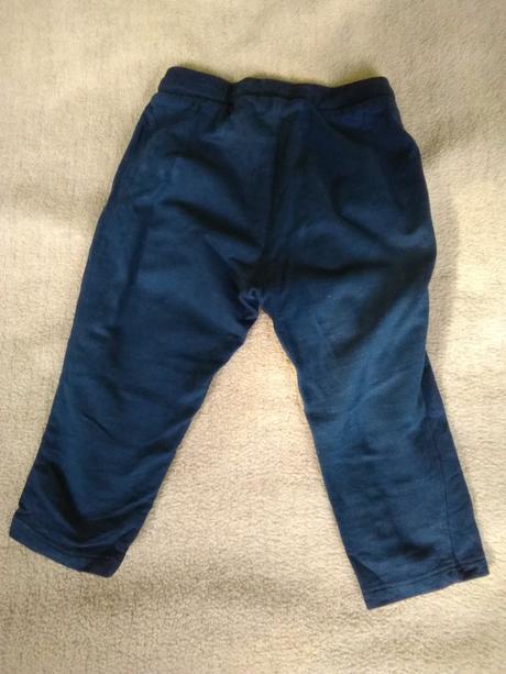 Stredne hrubé tepláky, 86