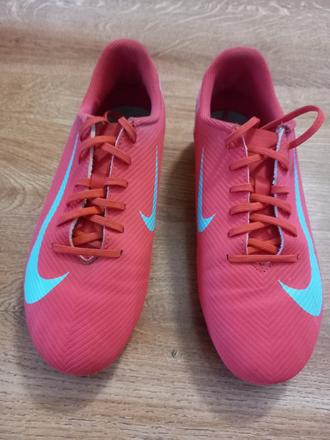 Chlapčenské kopačky, nike,38