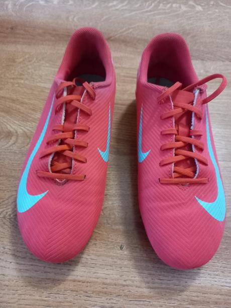 Chlapčenské kopačky, nike,38