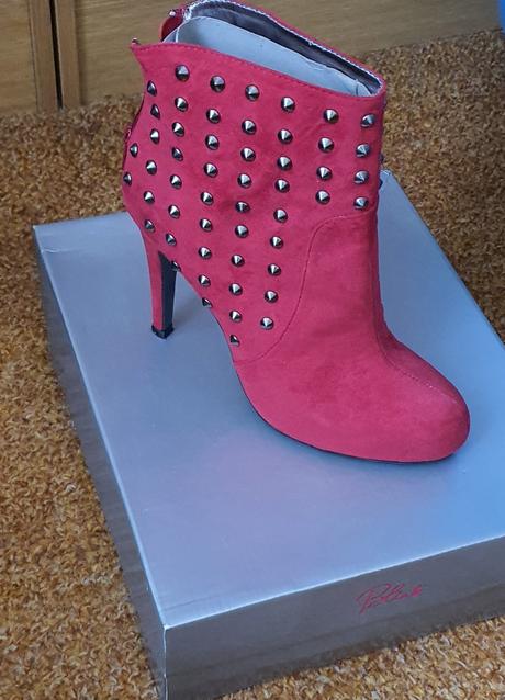 Čižmičky semišové červené, 37