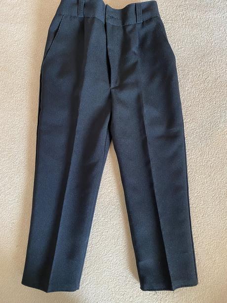 Elegantne nohavice, 86