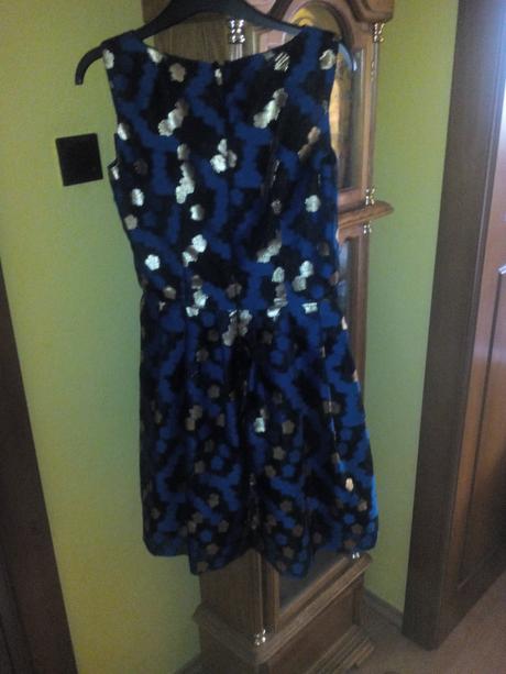 Šaty a sveter č34/36 na venček, linia,s