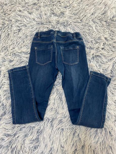 Dievčenské rifle, c&a,134