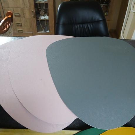 Prestieranie ruzova-siva, 