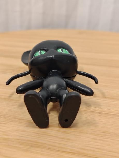 Zberateľská figúrka kwami plagg, miraculous 8,5 cm, 