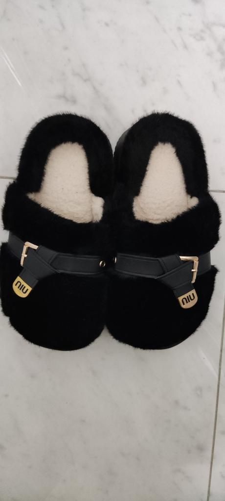 Papuče nenosené, 38