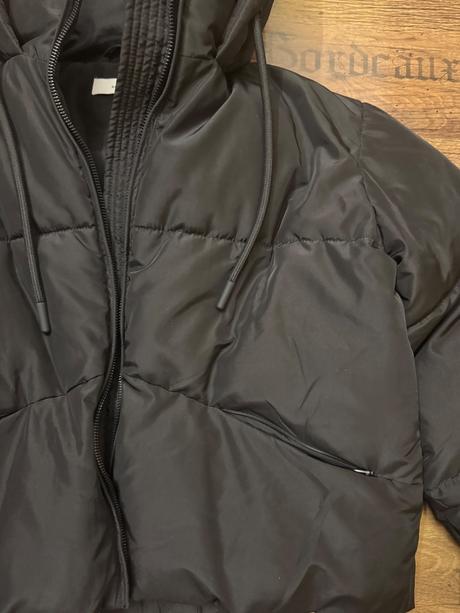 Prešívaná čierna zimná bunda, reserved,s