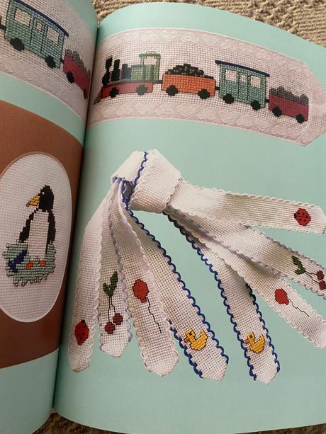 Krásna kniha výšiviek aj s predlohami, 