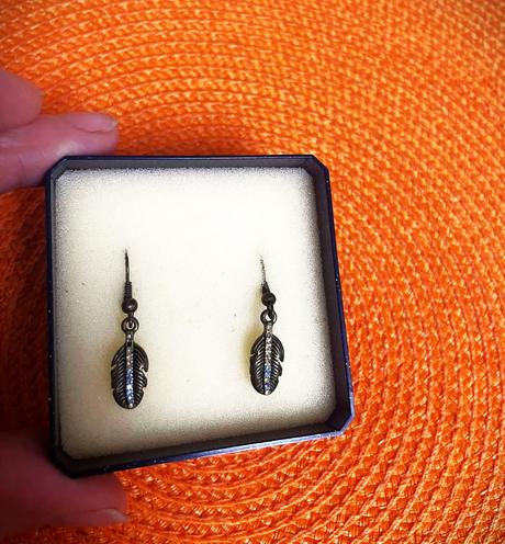 Zaujímavé náušnice, 