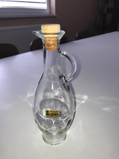 Krásna sklenená fľaša, 