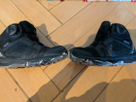 Nepremokavé topánky, adidas,28