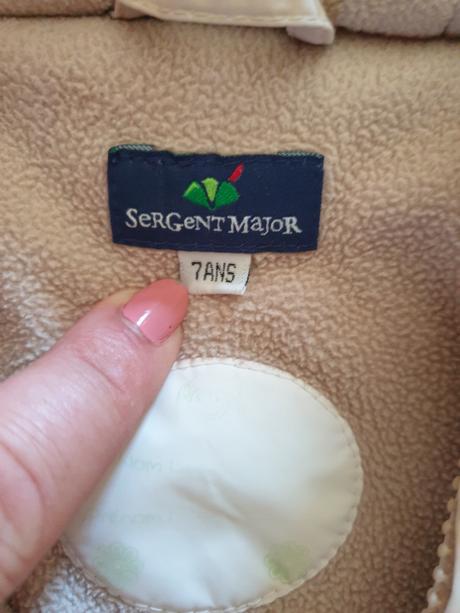 Maslová vetrovka, 122