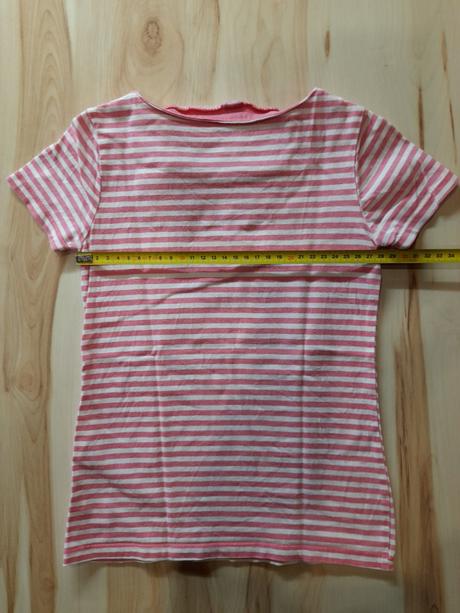 Predĺžené tričko s pásikmi, 104