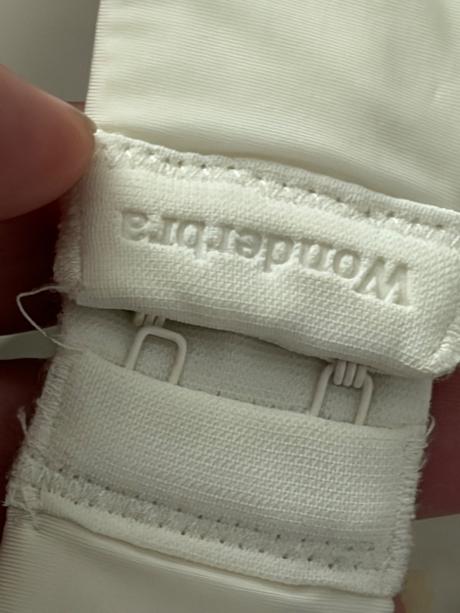 Bezramienková podprsenka wonderbra ultimate strapl, 75b