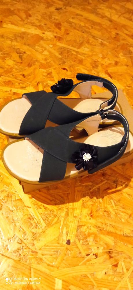 Nenosené sandále, nelli blu,36