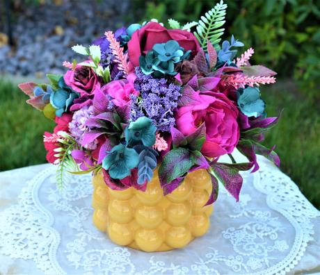 Netradičný aranž horčica+ burgundy odtiene,