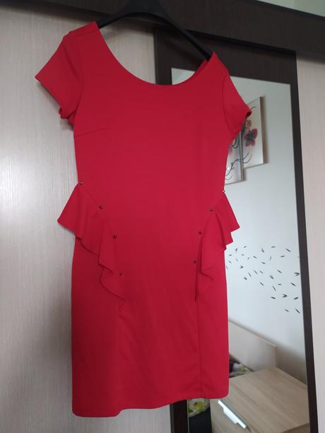 Sýto červené elegantné šaty s, s