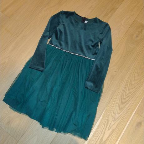 Šaty vianočne, 152