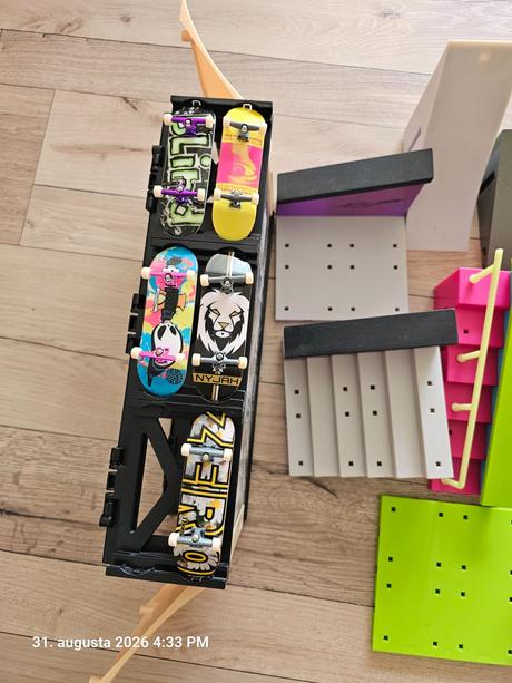Skatepark fingerboard,