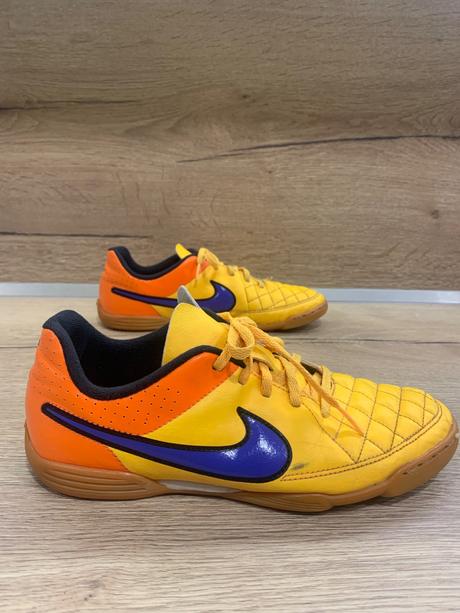 Tenisky halovky nike, nike,38