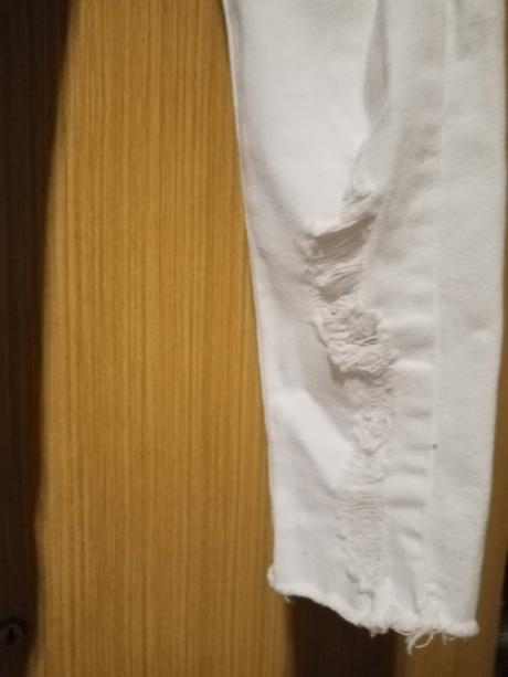 Dámske moderné trhane rifle, 36