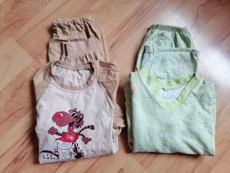 2x pyžamko -116, 116