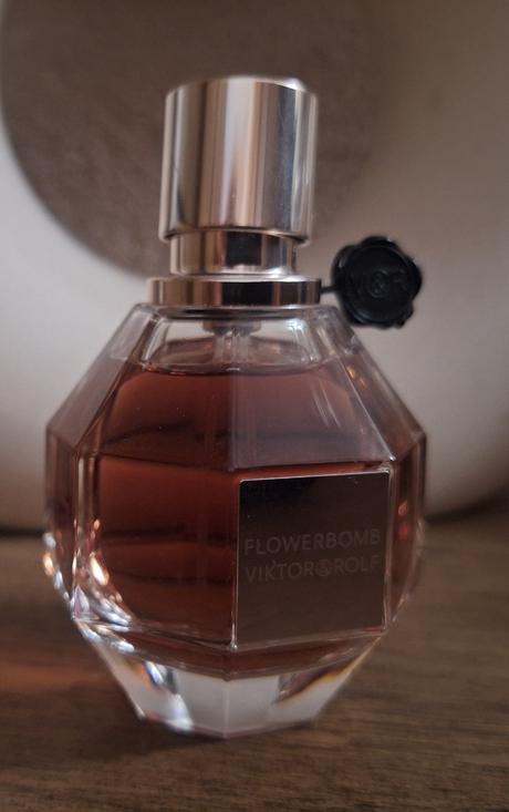 Parfém viktor&rolf flowerbomb edt, 