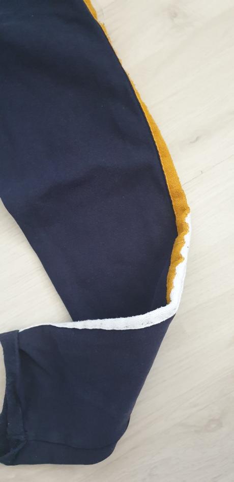 Tepláky č.134, 134