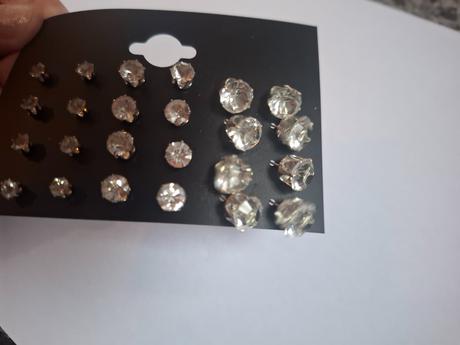 Set dámskych strieborných náušníc, 