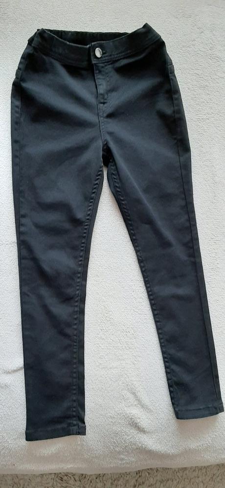 Pekne nohavice, f&f,134