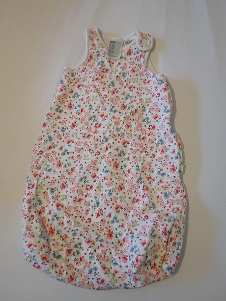 Dievčenský overal, 50