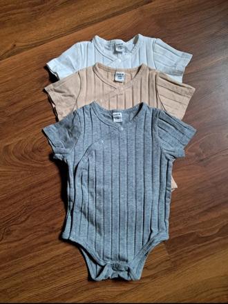 Body s krátkym rukávom (v. 3-6m.), 68