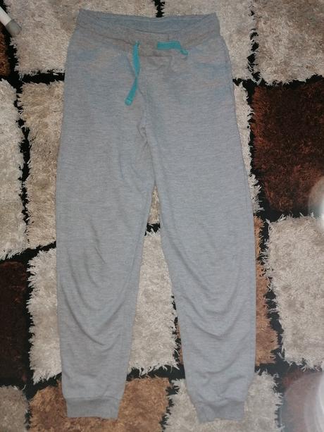 Teplaky, pepperts,146