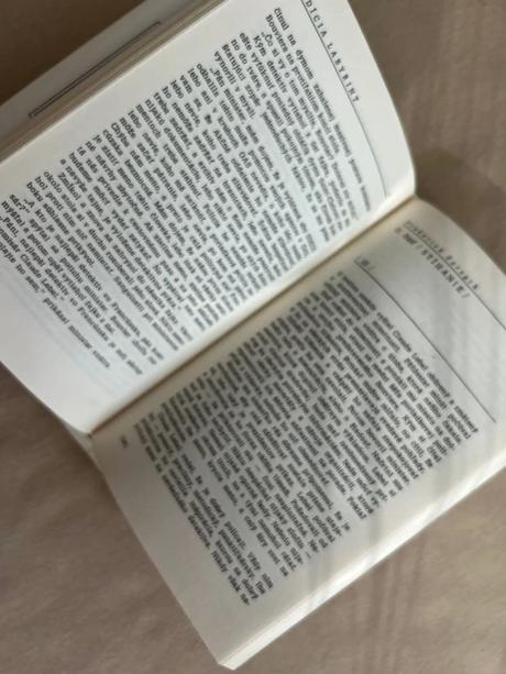 Šakal - frederick forsyth,