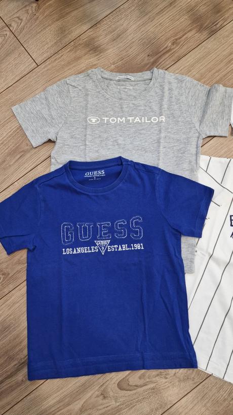 Tričko, guess,122