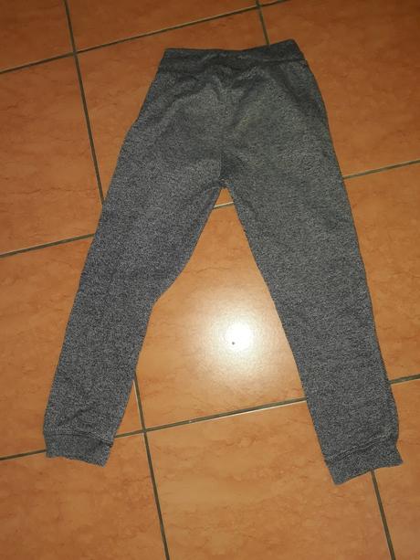 Tepláčiky cca. 128, 128