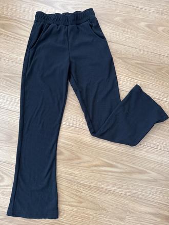 Zvonove nohavice, 140