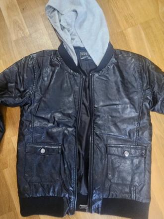 Guess bunda, guess,158